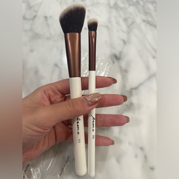 Brand NEW Firma Beauty set of 2 brushes - Picture 1 of 2